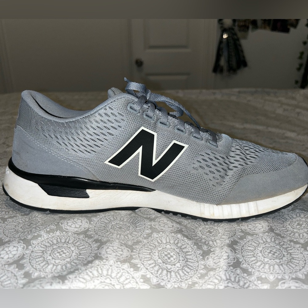 Men’s size 11 gray New Balances